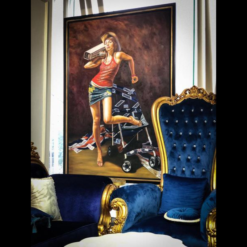 	Tranh cô phóng viên Anh 