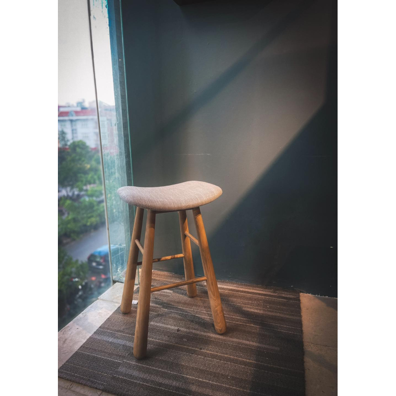 Ghế bar Scandinavian Curator