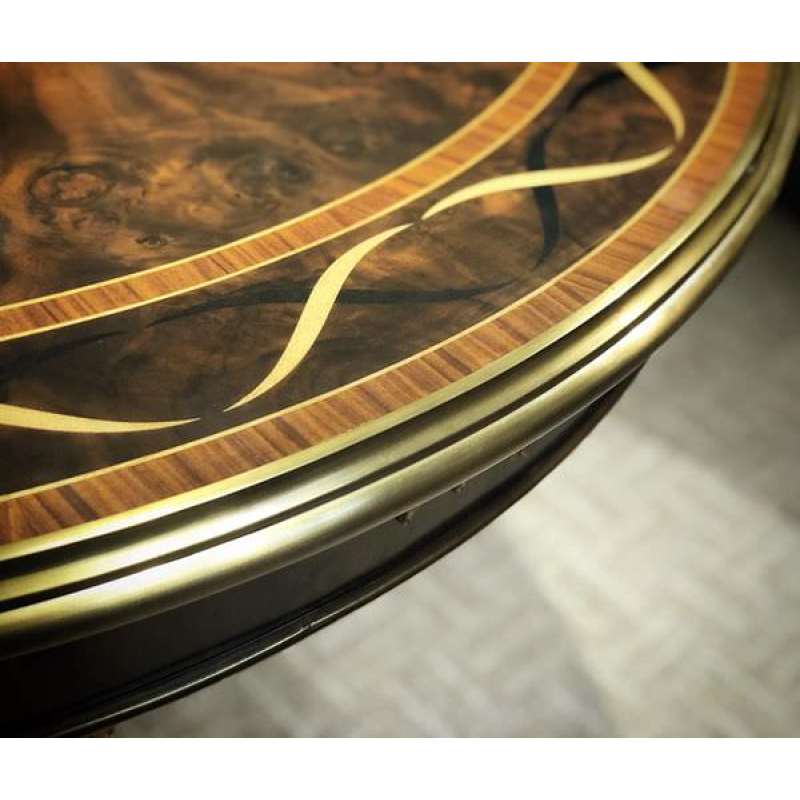 lthorp Circle Dining Table 