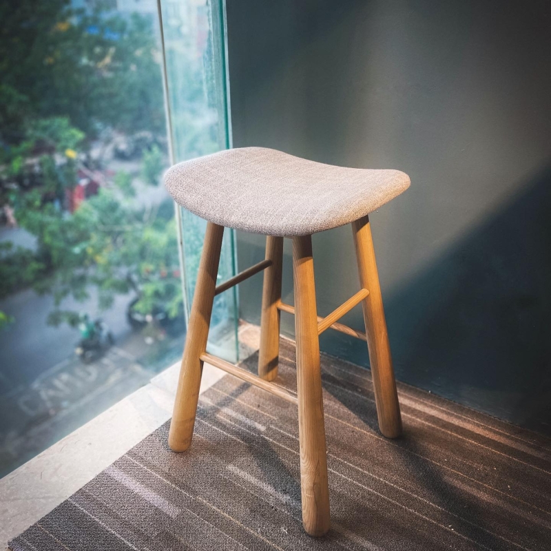 Ghế bar Scandinavian Curator