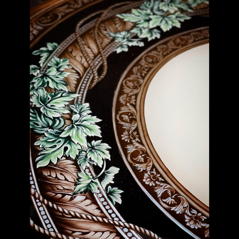 Bàn đồng mặt kiếng vẽ