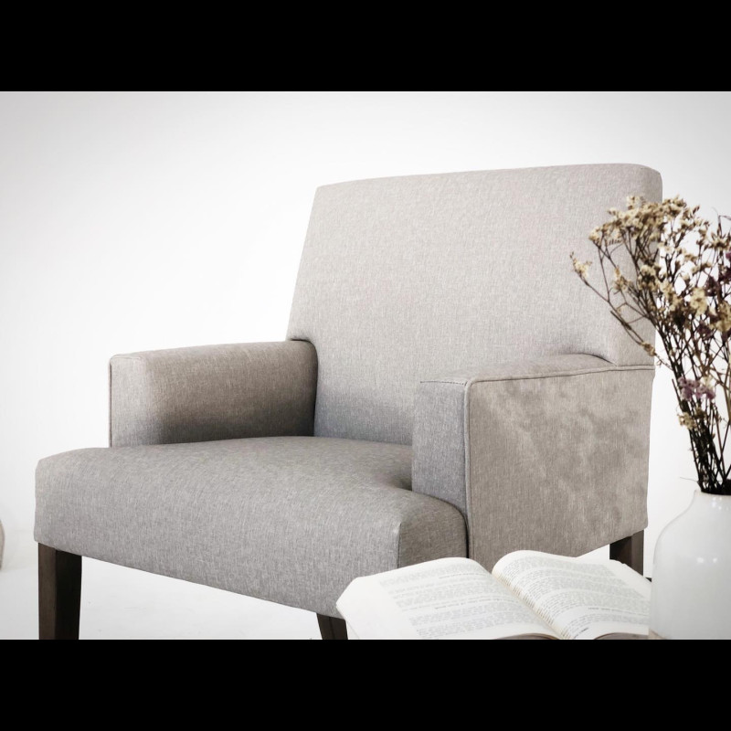 GHẾ SẢNH AUG 2211