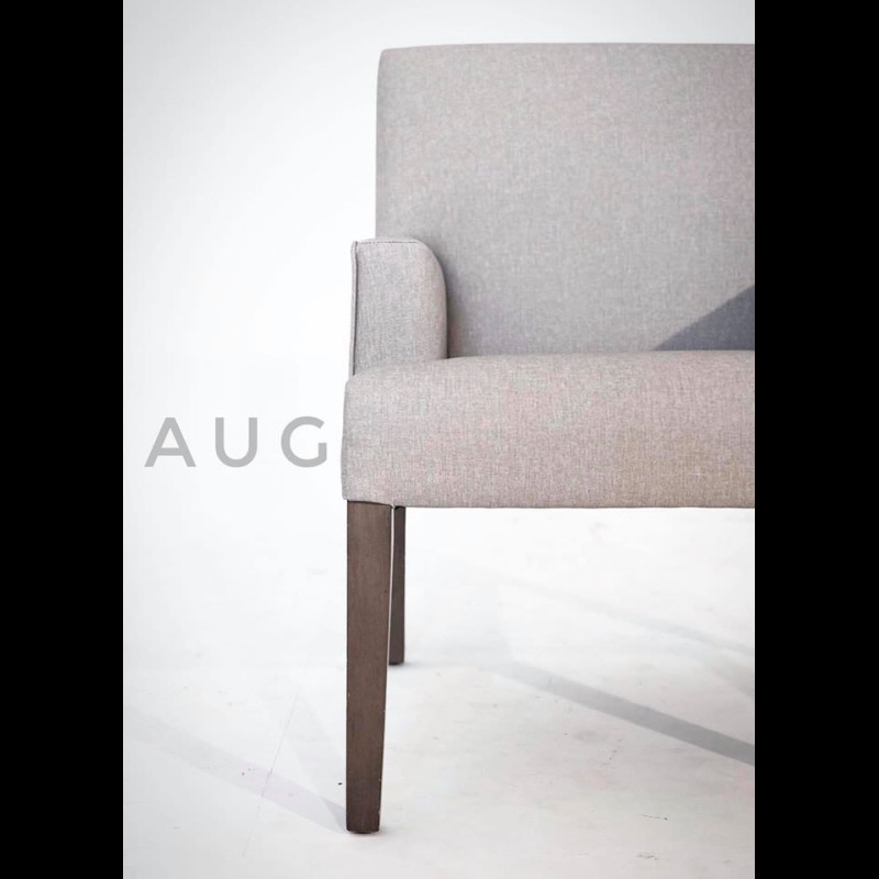 GHẾ SẢNH AUG 2211