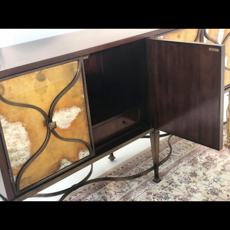 Smoke & mirror cabinet