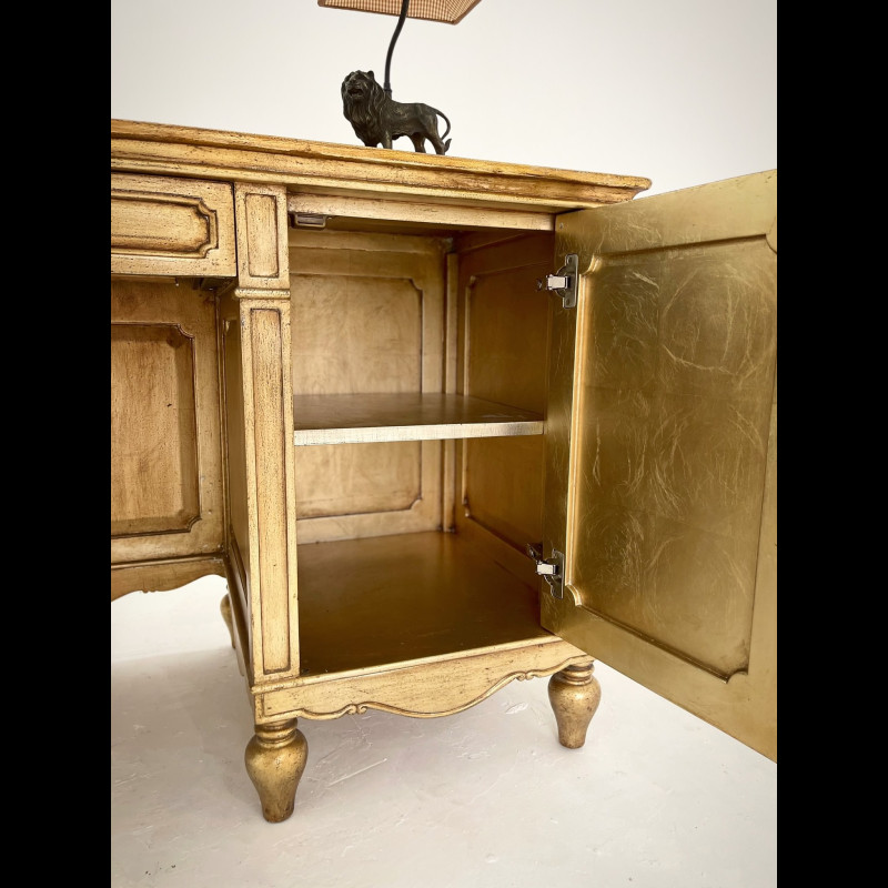 Bàn làm việc SM cẩn trứng mắt cáo