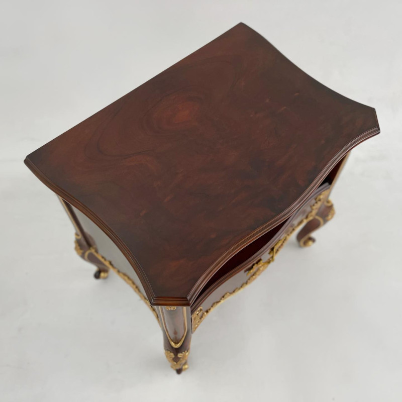 Tab đầu giường 4953