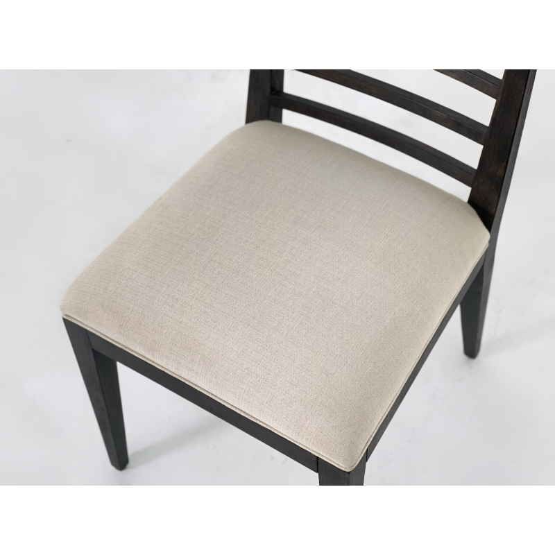 Ghế ăn ST - Chân đen 