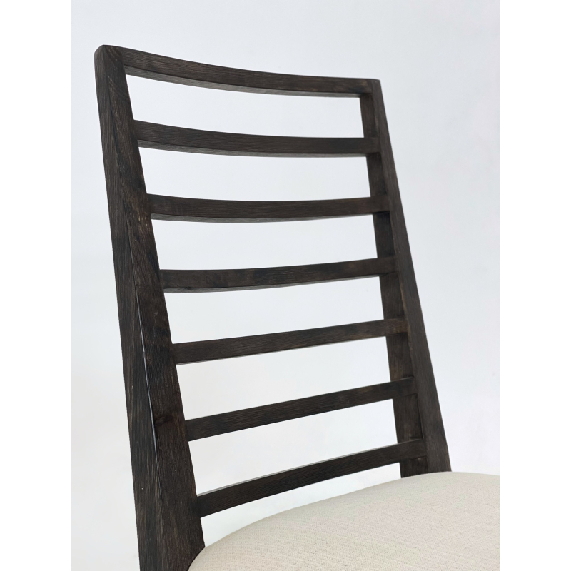 Ghế ăn ST - Chân đen 