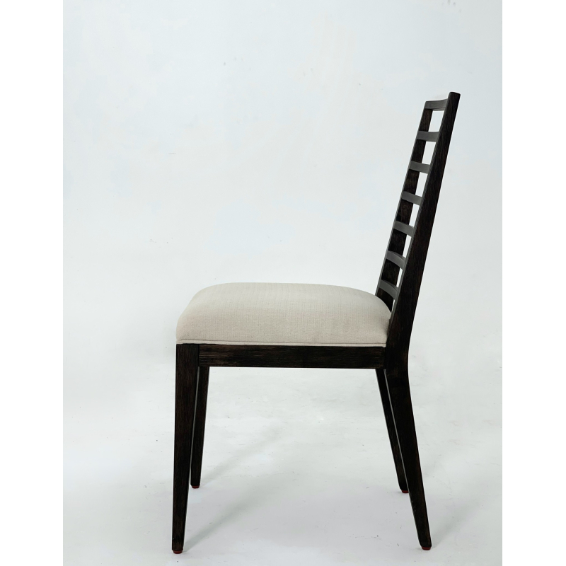 Ghế ăn ST - Chân đen 