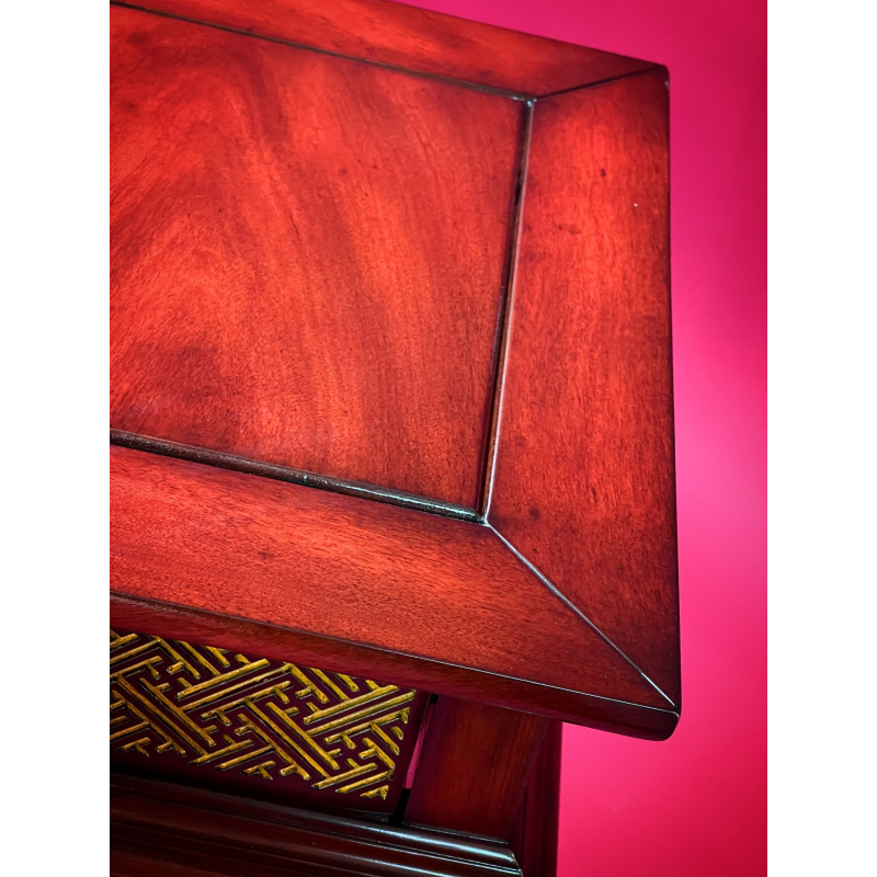 Đôn gỗ hương chữ Thọ vàng