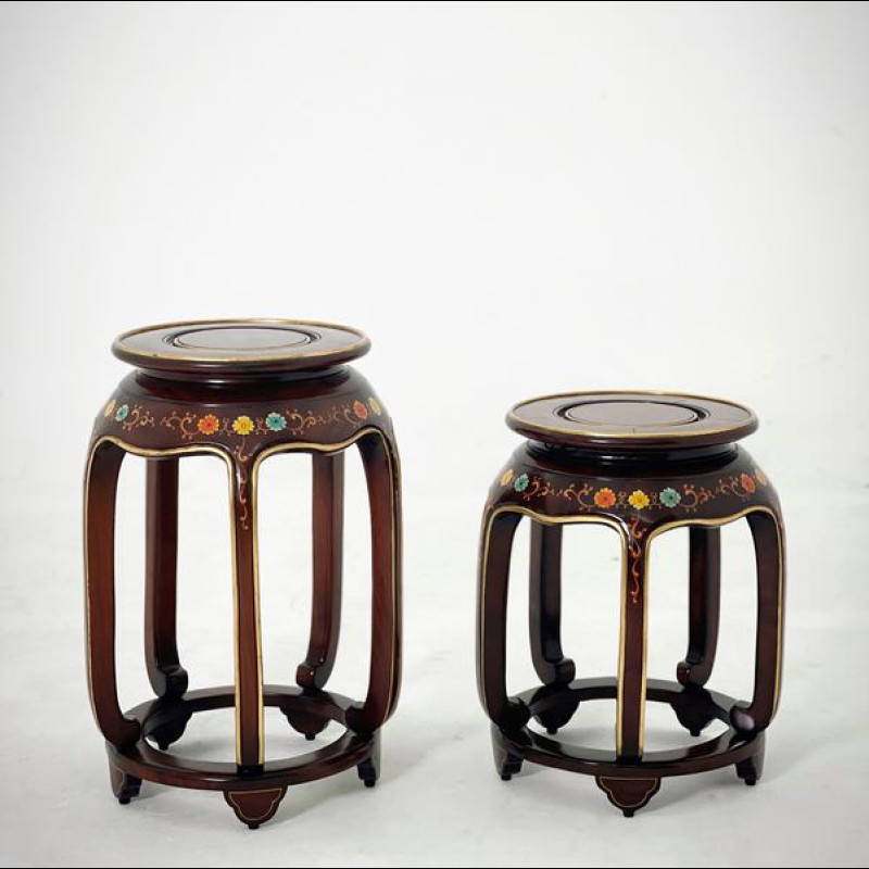 Đôn gỗ hương vẽ hoa