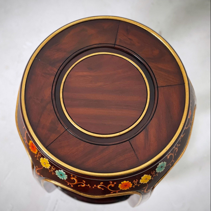 Đôn gỗ hương vẽ hoa