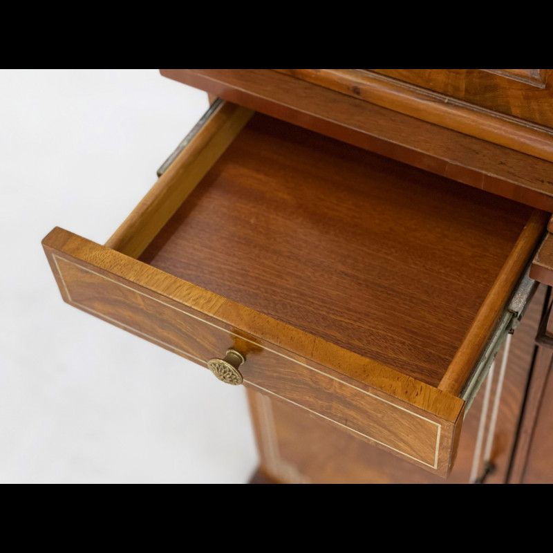 Tủ trang trí kính 2 phần