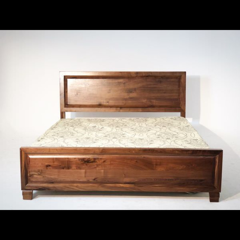 Giường gỗ óc chó PANO 