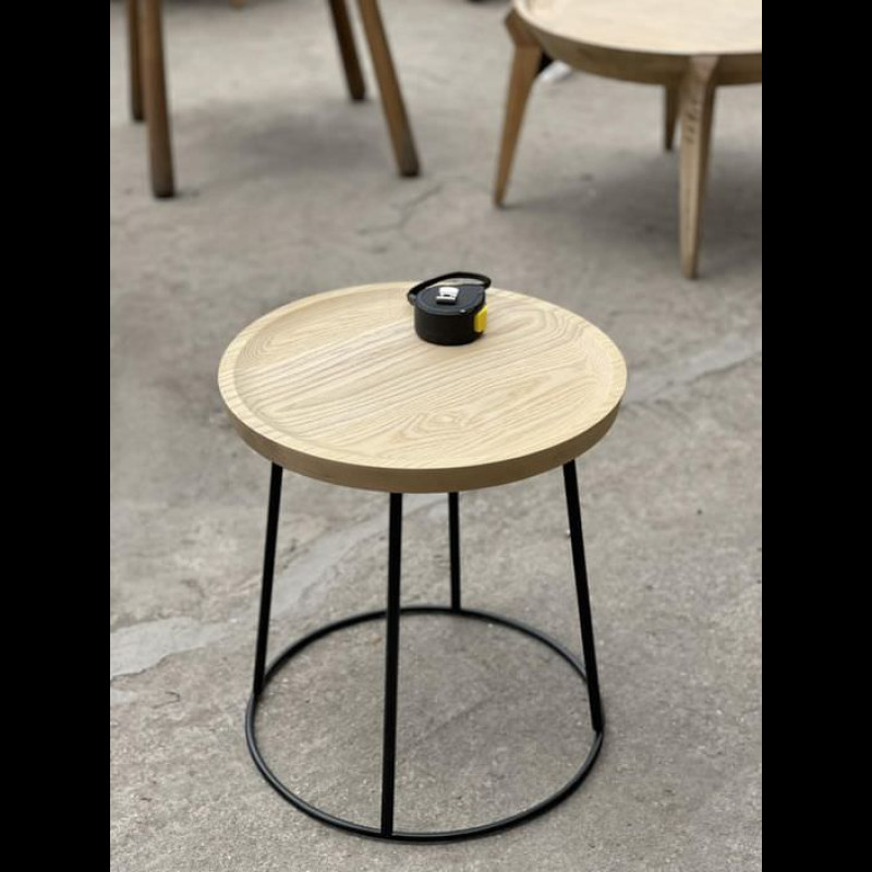 Bloom side table 