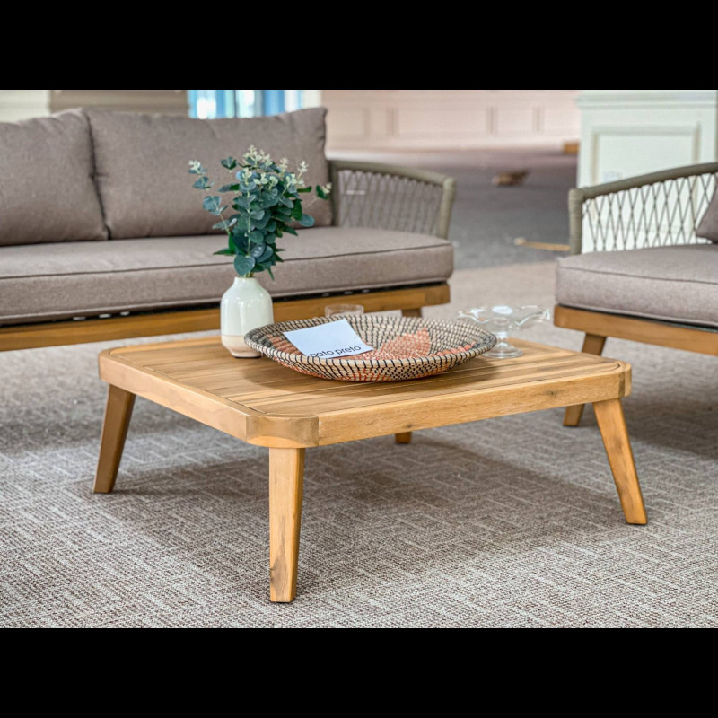 Bàn ngoài trời Patio