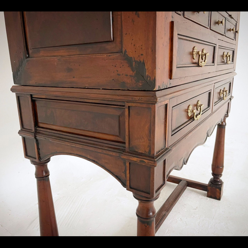 Tủ Baker cổ điển 2 phần 