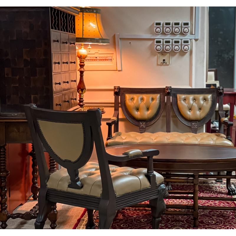 Ghế Armchair - da HH-28 