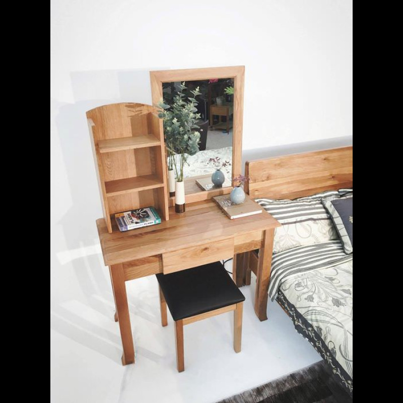 Bàn trang điểm sồi MM11