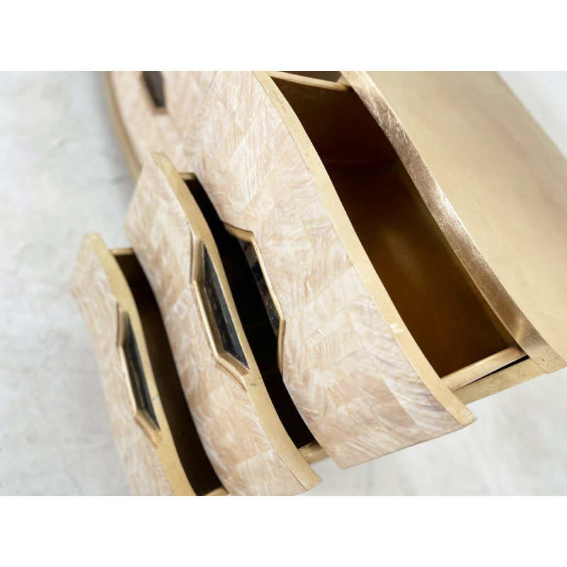 Tủ tivi cẩn ốc trắng