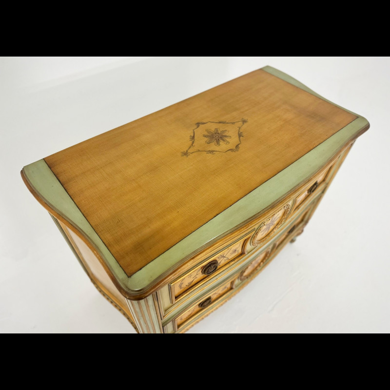 Tủ trang trí Louis XVI