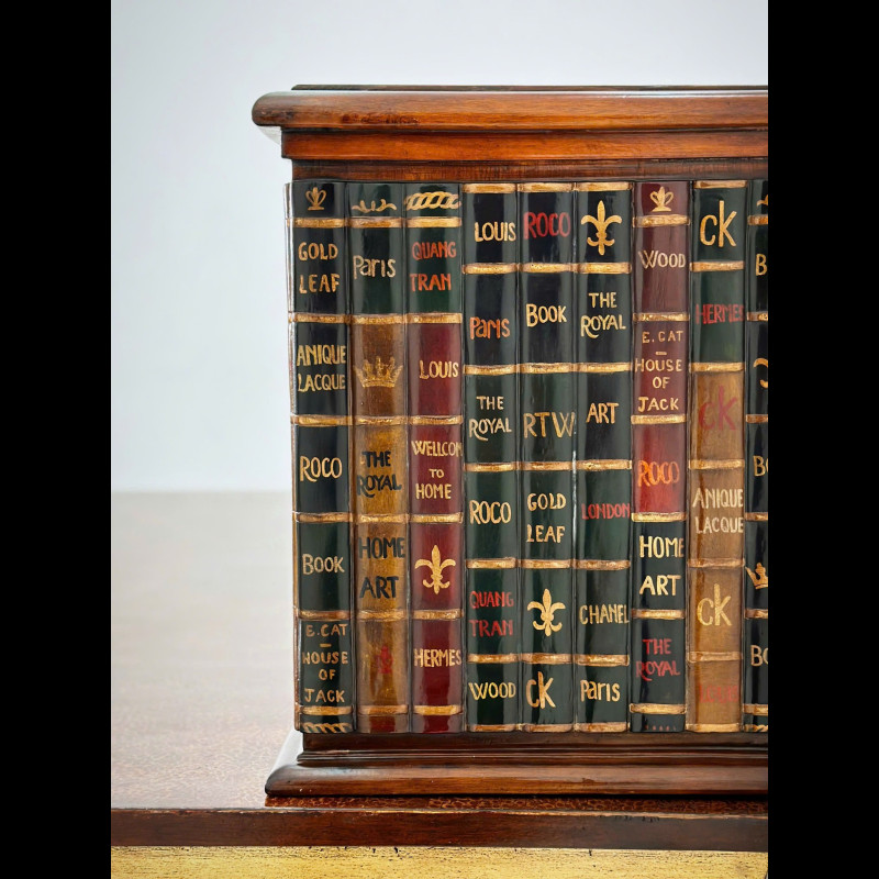 Bàn làm việc sơn mài quyển sách 