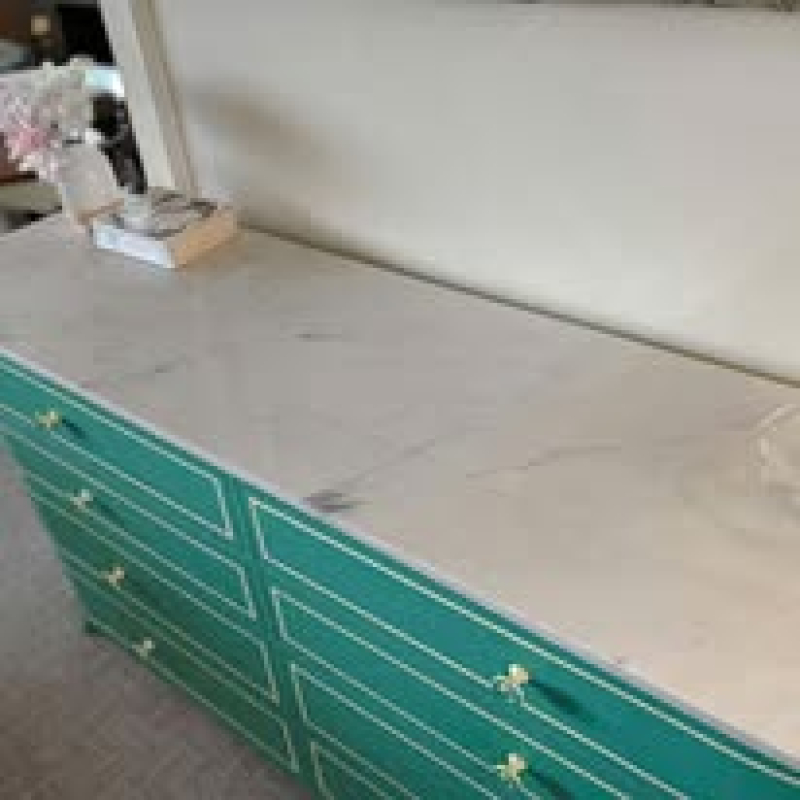 Tủ ngăn kéo xanh mặt đá