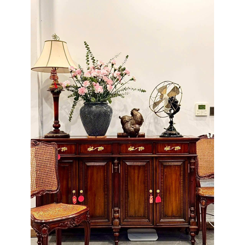 Tủ trang trí sideboard