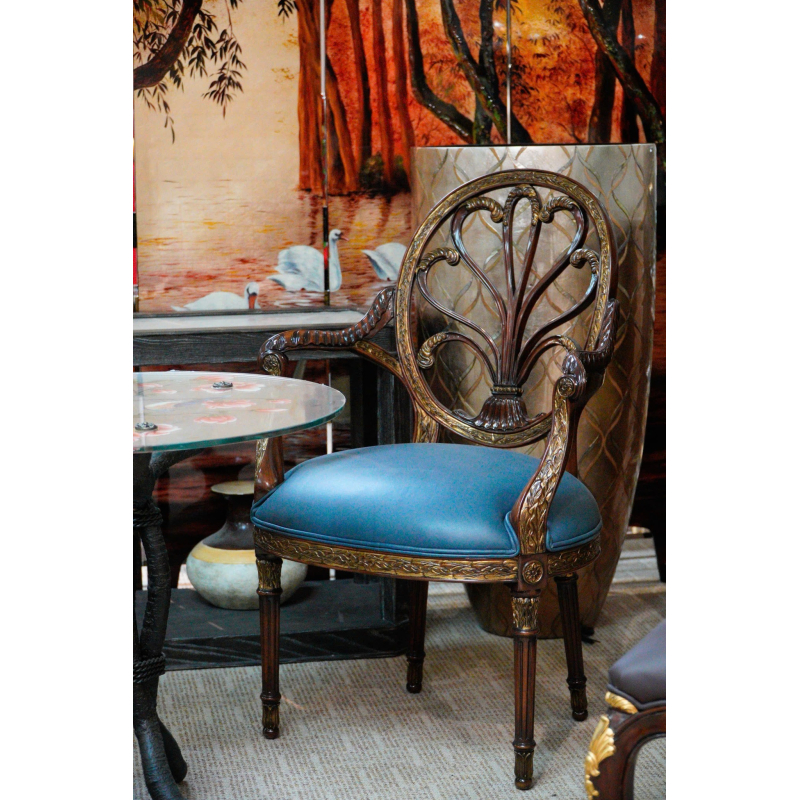 BP Ghế đuôi công