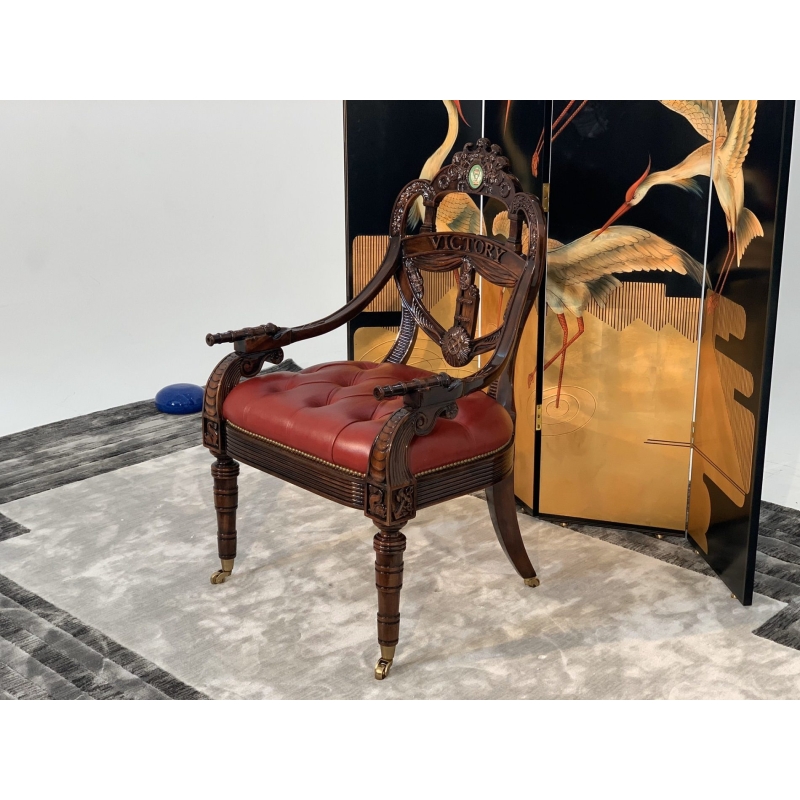 Ghế Victory ArmChair (da đỏ)