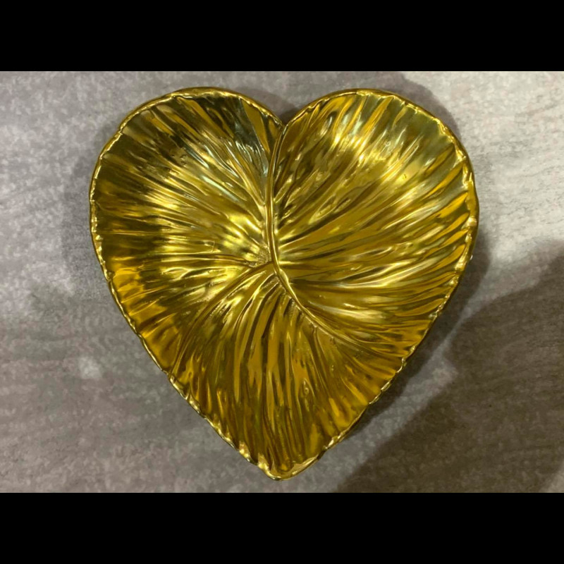 Chiếc lá tim đồng