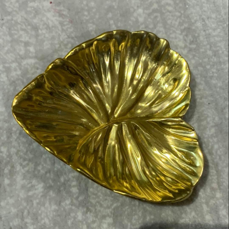 Chiếc lá tim đồng